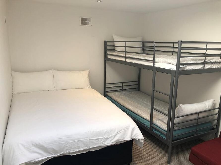 O Hostel Единбург Екстериор снимка